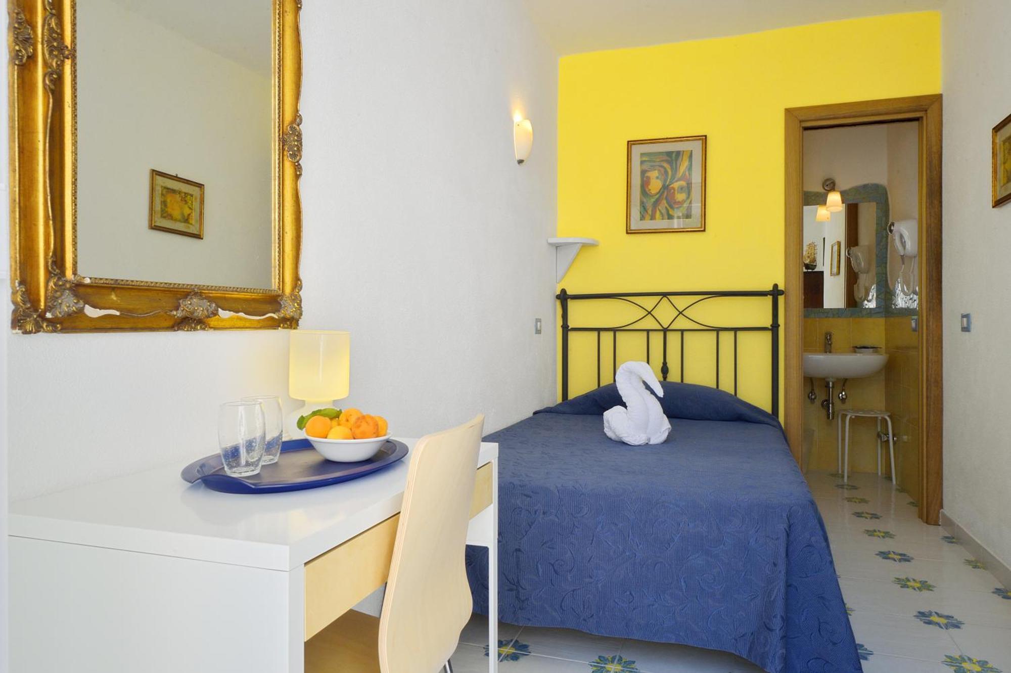 Bnb Le Isole Forio  Номер фото